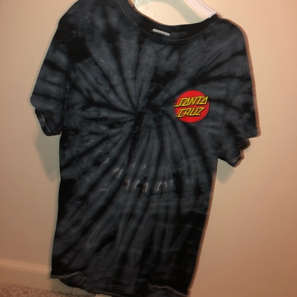 Santa Cruz Skateboards Tops - santa cruz black & white t-shirt